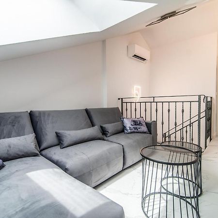 Luxury Apartment Queens 德拉马利 外观 照片
