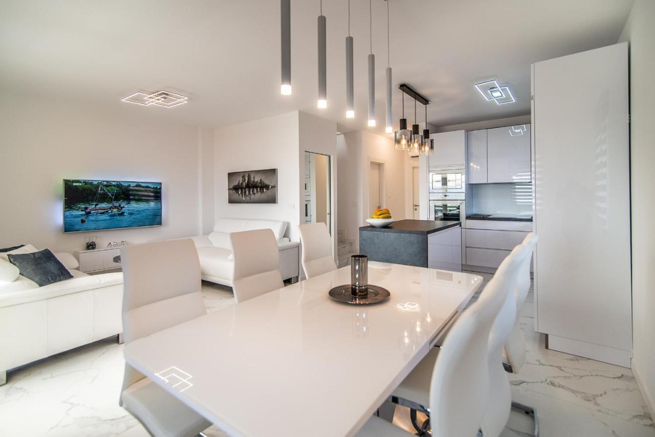 Luxury Apartment Queens 德拉马利 外观 照片