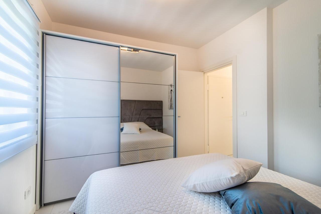 Luxury Apartment Queens 德拉马利 外观 照片