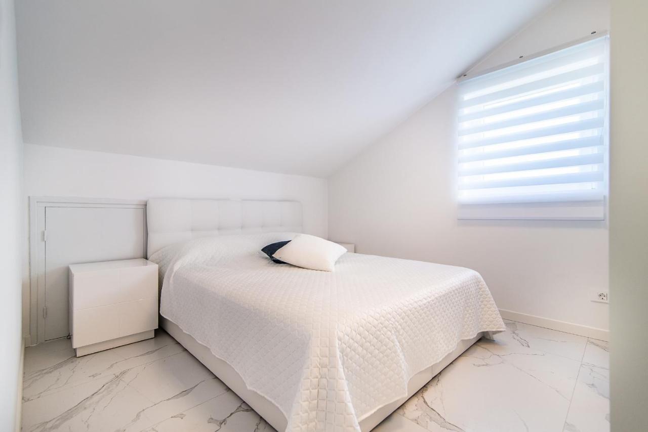 Luxury Apartment Queens 德拉马利 外观 照片