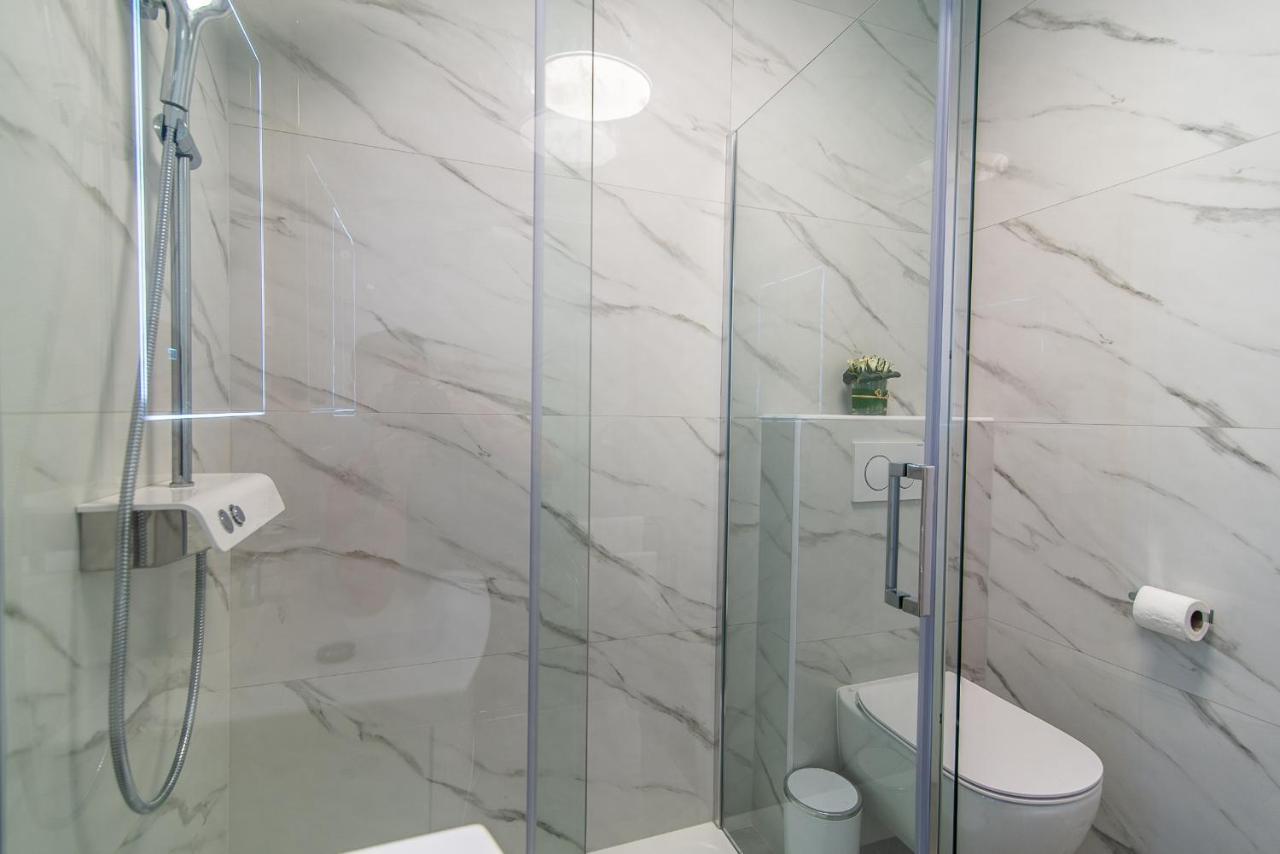 Luxury Apartment Queens 德拉马利 外观 照片